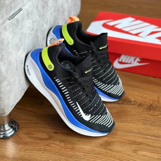 Oferta Tenis Nkreact Infinity Run